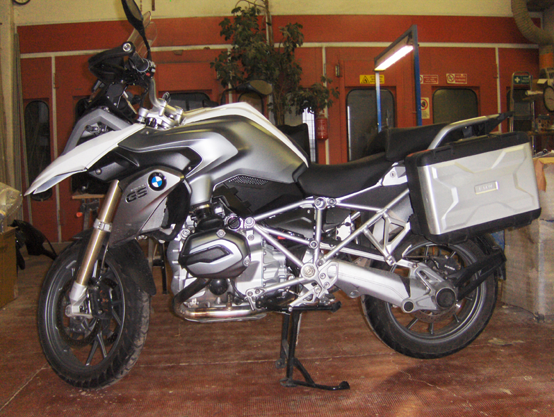 Verniciatura coperchio coprivalvole BMW R 1200 GS LC 2013